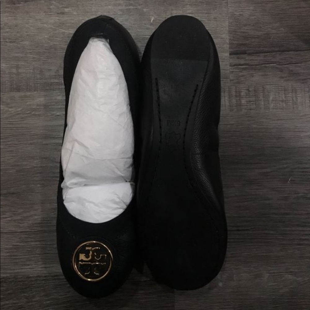 Tory Burch Caroline 2 Flats With Big Emblem - image 2